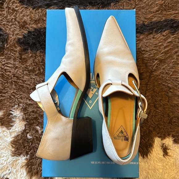 John Fluevog Articulate buckle shoe - Picture 5 of 7